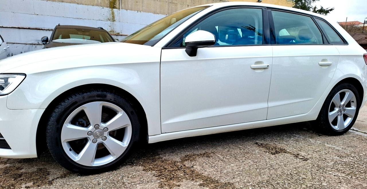 AUDI A3 SPB 2.0 TDI Ambition 150CV