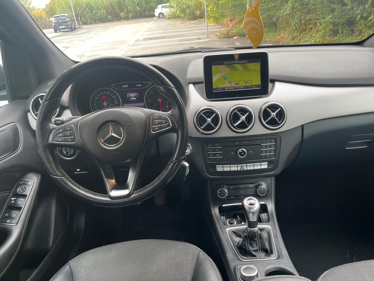 Mercedes-benz B 180 d Premium 2016