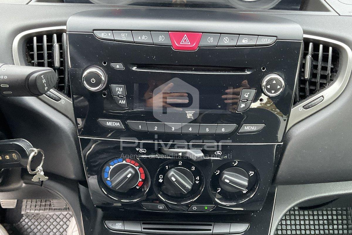 LANCIA Ypsilon 1.3 MJT 16V 95 CV 5 porte S&S Elefantino