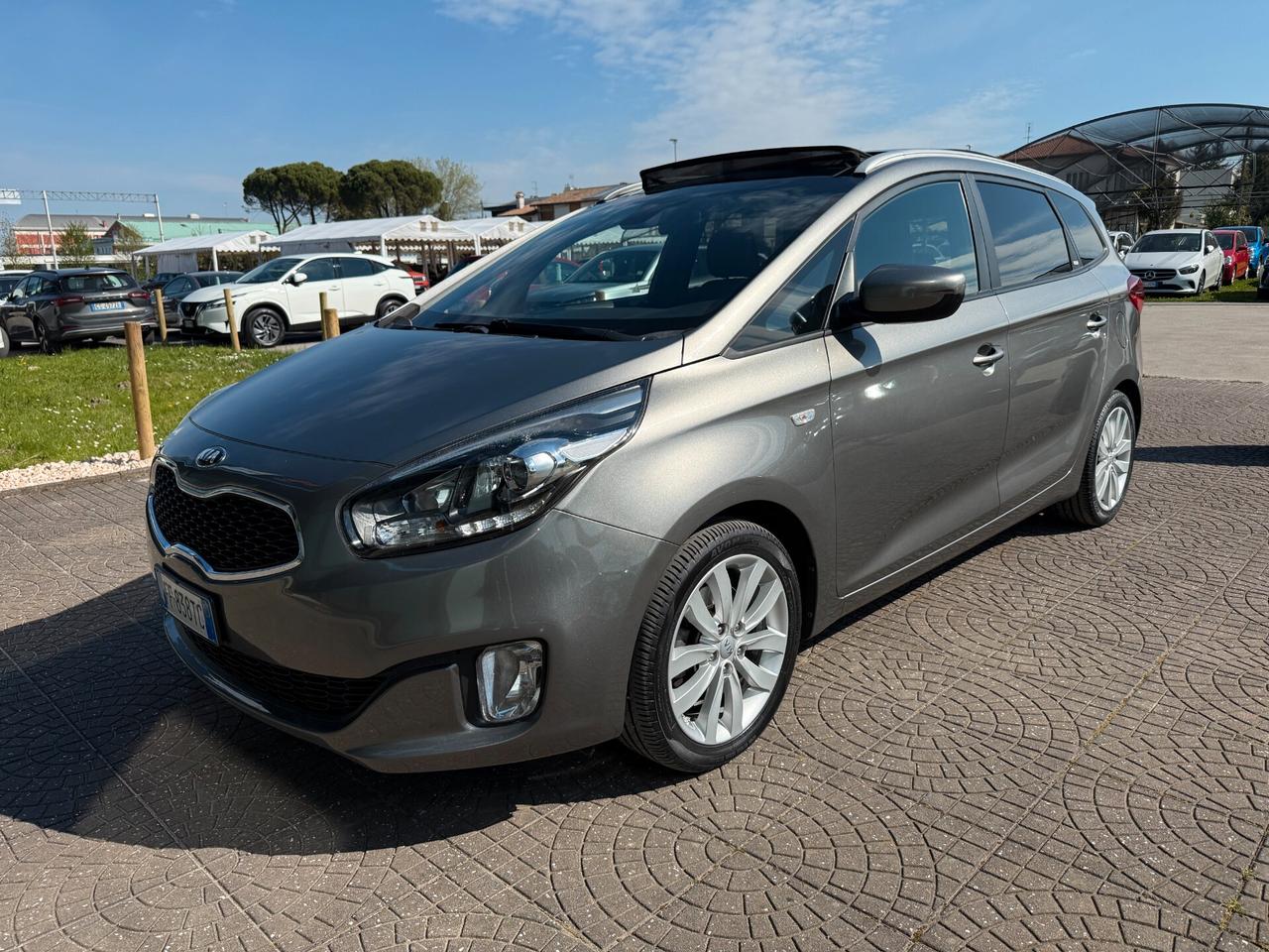 Kia Carens 1.7 CRDi 115 CV Class 7 POSTI