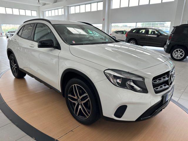 MERCEDES-BENZ GLA 180 d Executive