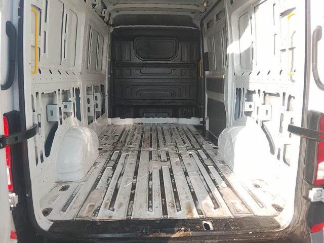 VOLKSWAGEN Crafter 30 2.0 TDI 140CV 4Motion PM-TA Furgone Business