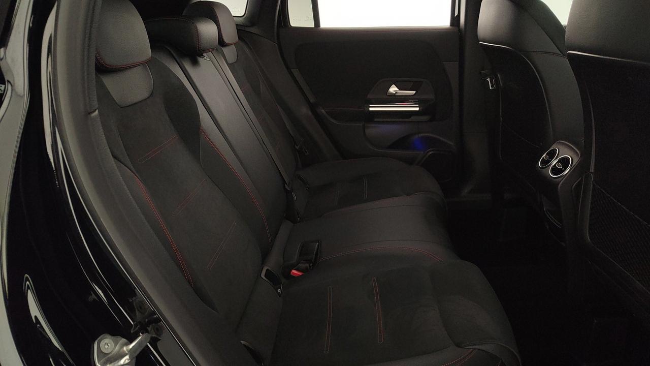 Mercedes-Benz GLA 220 d Premium 4matic auto