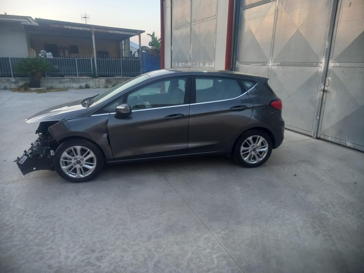 Ford Fiesta 1.1 2023 Incidentata sinistrata