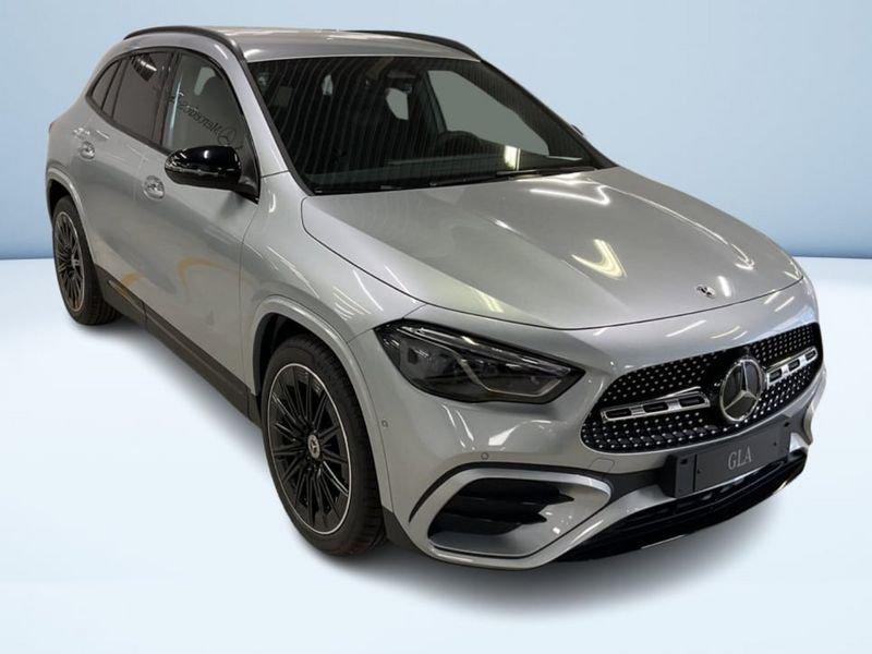 Mercedes-Benz GLA 200d Automatic 4Matic AMG Line Advanced Plus