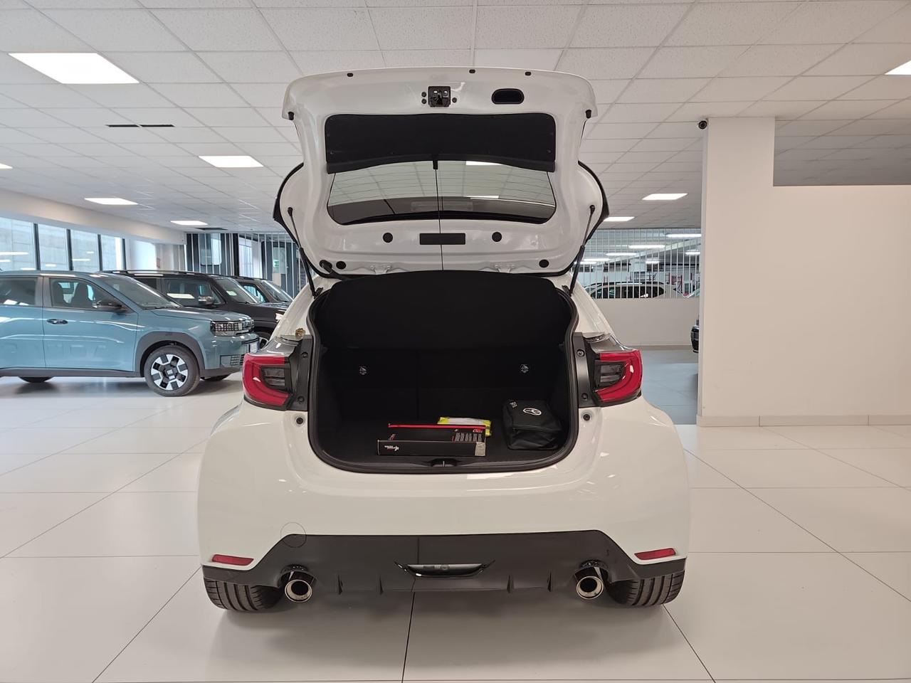 TOYOTA GR Yaris 1.6 Circuit