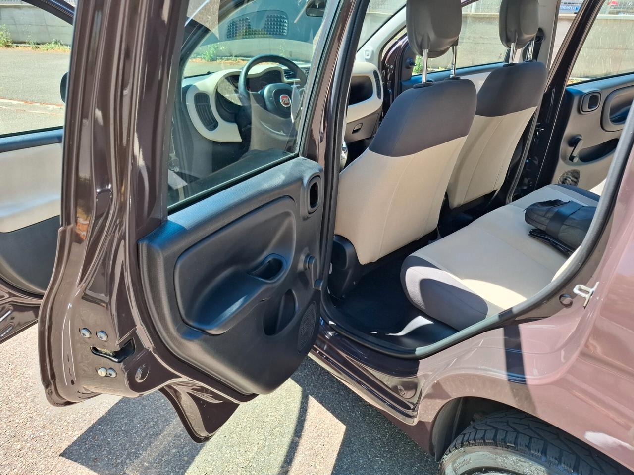 Fiat Panda 0.9 TwinAir Turbo Natural Power Lounge