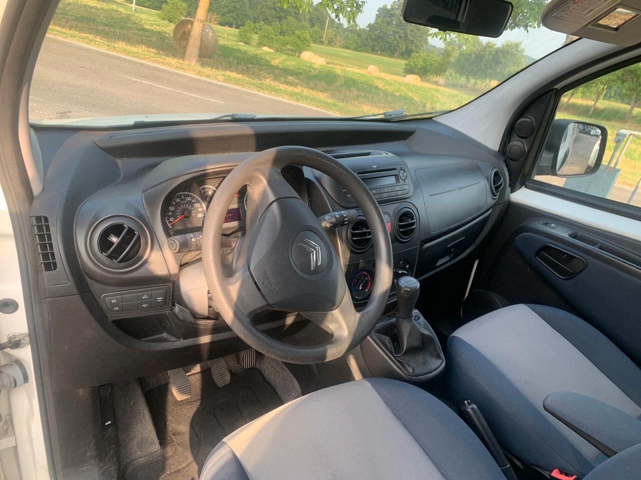 Citroen Nemo xteatre 120000 km tdi con catena sustituita, full optional, neo patentati, tv, unico proprietario