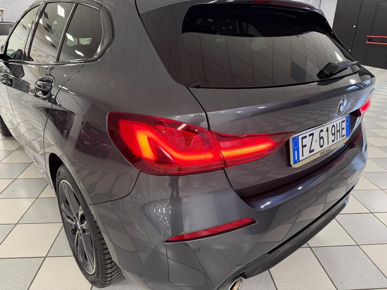 Bmw 118 118i 5p. Msport
