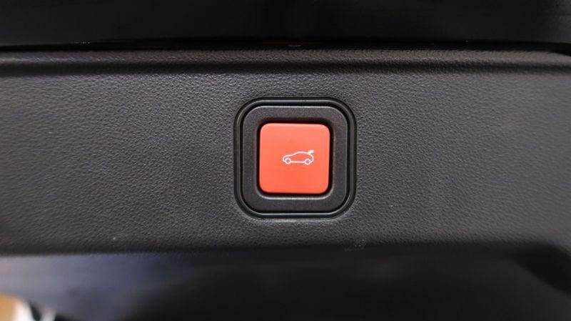 FIAT 600 600 1.2 hybrid La Prima 110cv auto