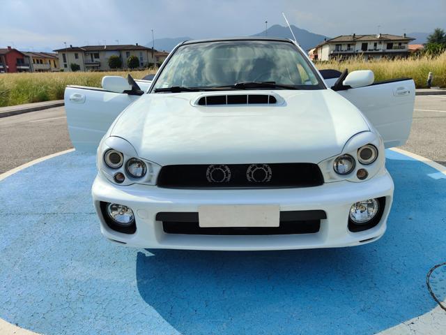SUBARU Impreza 2.0 Turbo 4x4 WRX