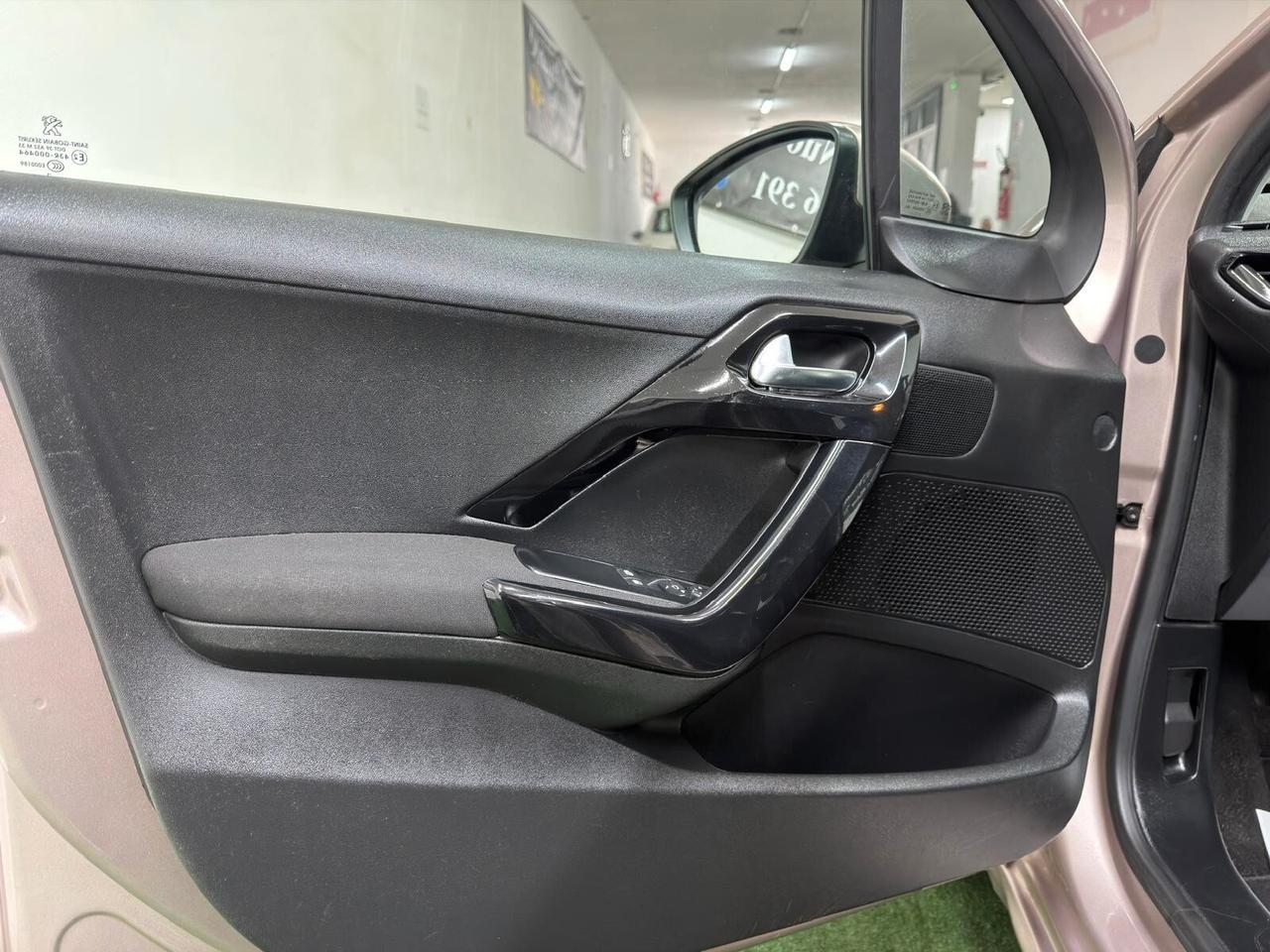 Peugeot 208 1.2 VTi 82 CV 5 porte Active