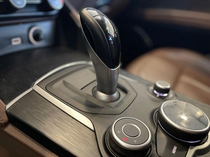 Alfa Romeo Stelvio Stelvio 2.2 t Executive Q4 210cv auto my19