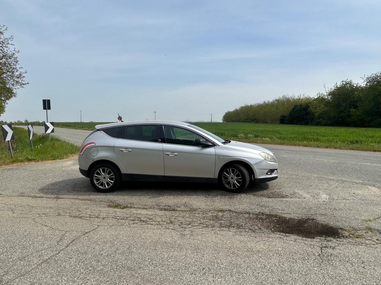 Lancia Delta 1.6 MJT DPF Argento