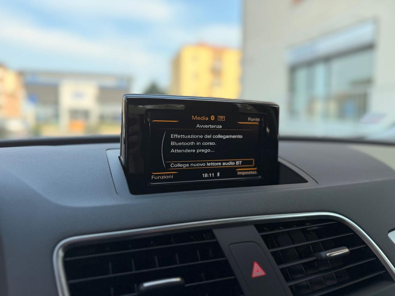 Audi Q3 Business 2.0 TDI #11681