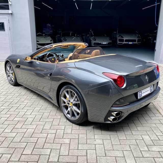 Ferrari California DCT versione limitata 490cv 312kmh