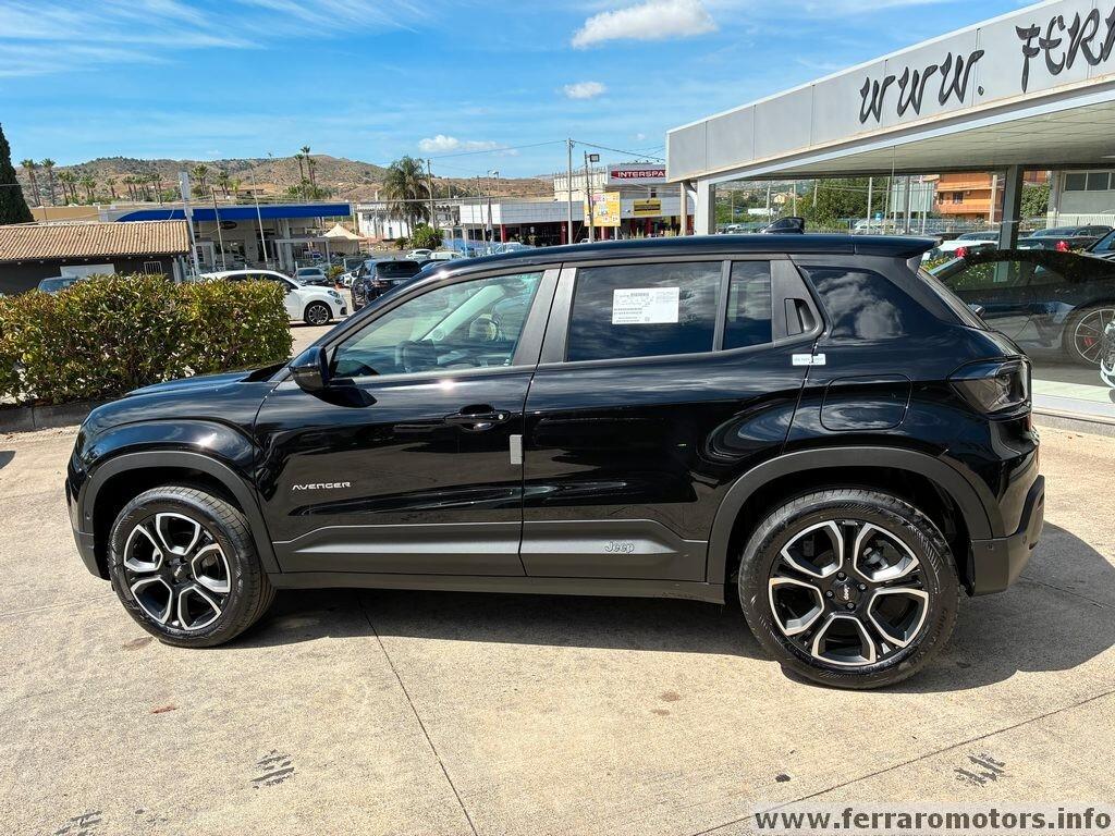 Jeep Avenger 1.2 Turbo 100 CV Summit a 254 euro al mese