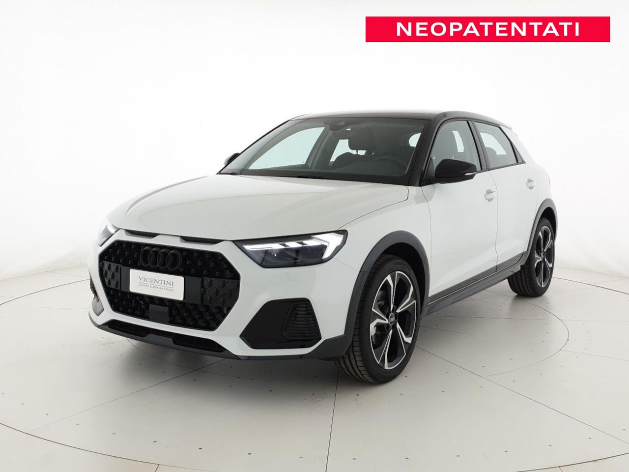 Allstreet 30TFSI 116CV S tronic Identity Contrast