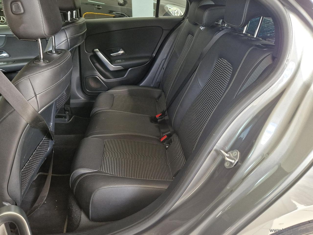 MERCEDES-BENZ A 180 d Automatic