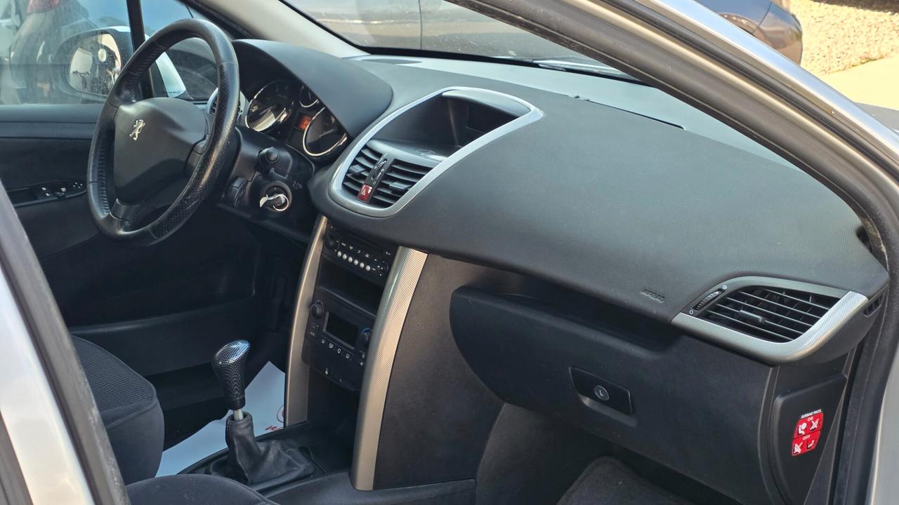 Peugeot 207 1.6 HDi 90CV 5p. XS