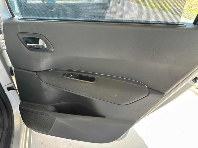 PEUGEOT 5008 1.6 HDi 115CV Business 7 POSTI FARI FENDINEBBIA