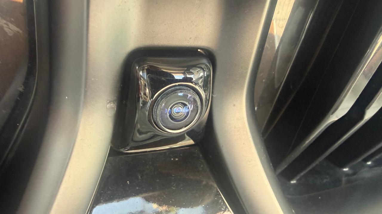 Bmw X6 M M60i 48V STRAFULL