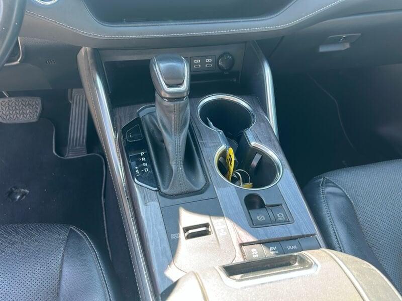 Toyota Highlander 2.5H (244 CV) E-CVT Lounge