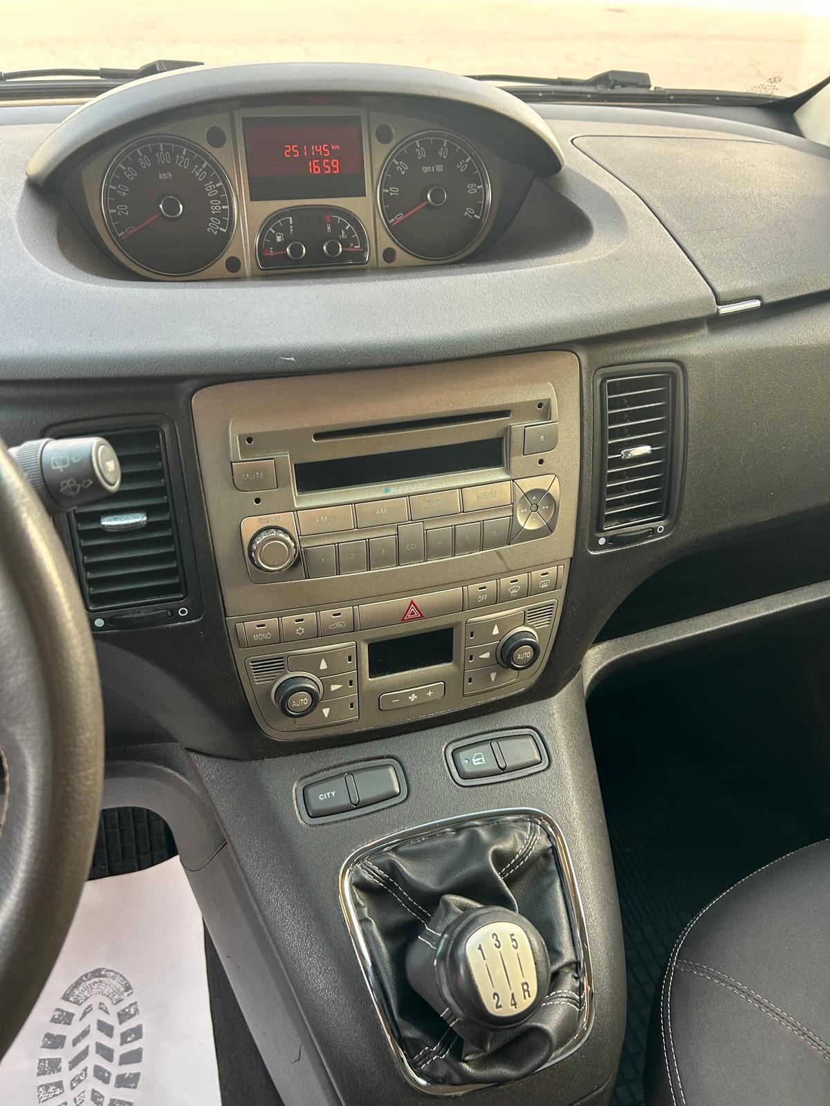 Lancia MUSA 1.3 Multijet 16V 70 CV Argento