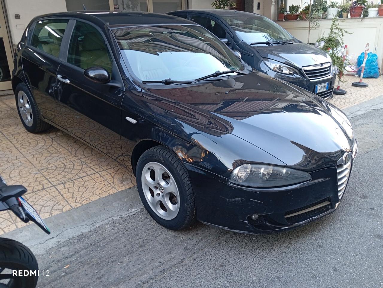 Alfa Romeo 147 1.9 JTD (120) 5 porte Progression