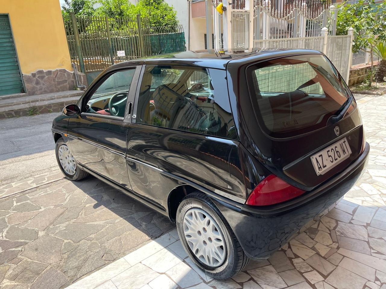 Lancia Y 1.2i cat Elefantino Blu