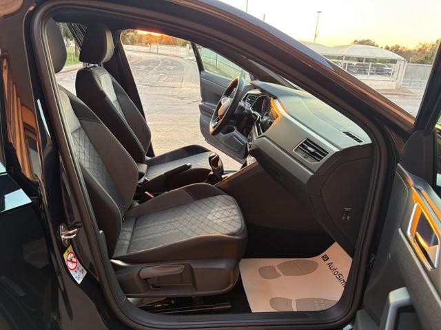 VOLKSWAGEN Taigo 1.0 TSI 110 CV R-Line TETTO APR/PAN