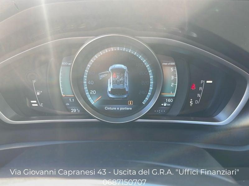 Volvo V40 Cross Country D3 Geartronic Momentum