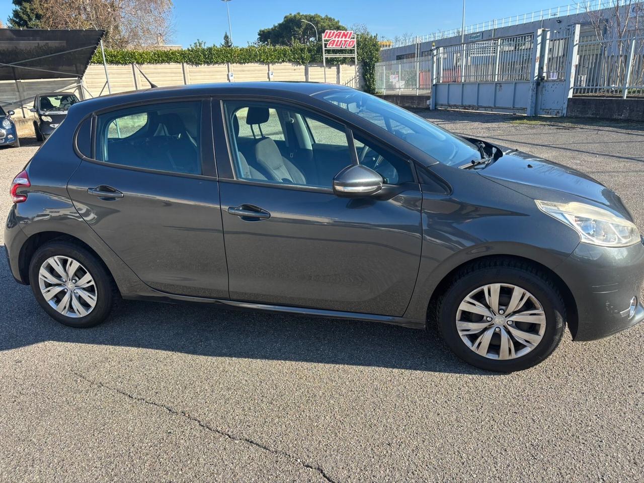 Peugeot 208 82 5 porte