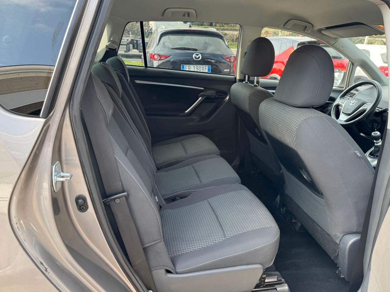 Toyota Verso 1.6 D-4D Style 7 posti