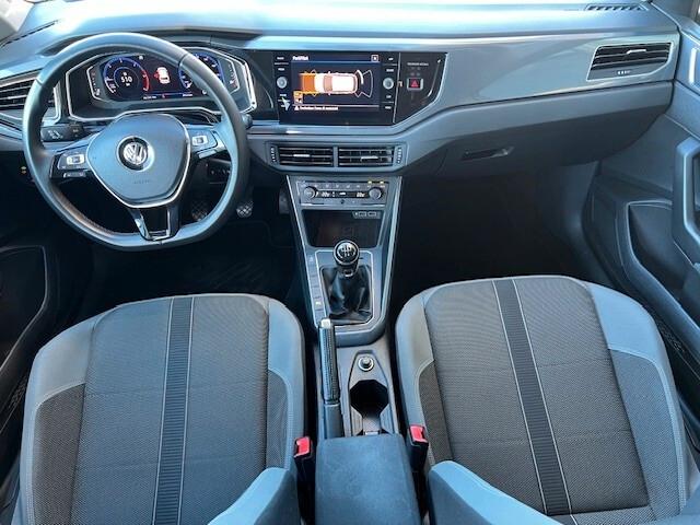 Volkswagen Polo 5p 1.6 tdi 95cv, R-line, 18", Led, Carplay, DeFAP, Neopatentati