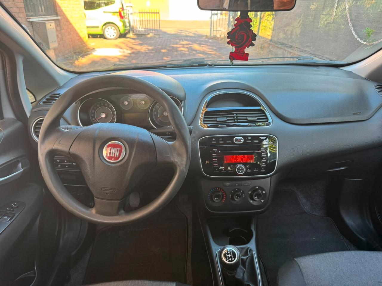 Fiat Punto 1.2 Lounge euro 6 - 2015