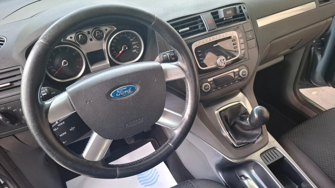 Ford C-Max 1.8 125 CV Titanium