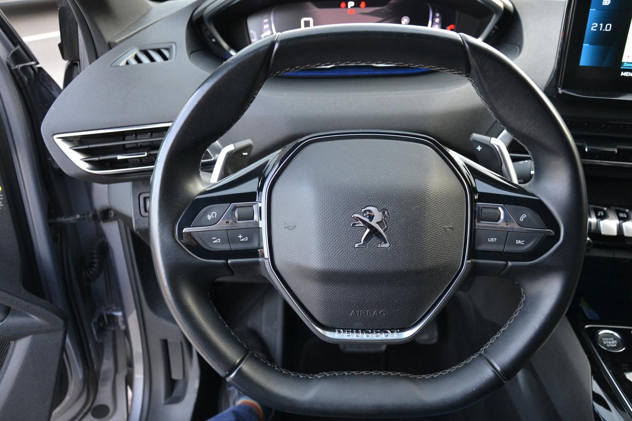 Peugeot 5008 1.5 HDi 130CV EAT8 ALLURE PELLE+RCAM+NAVI+FULL LED