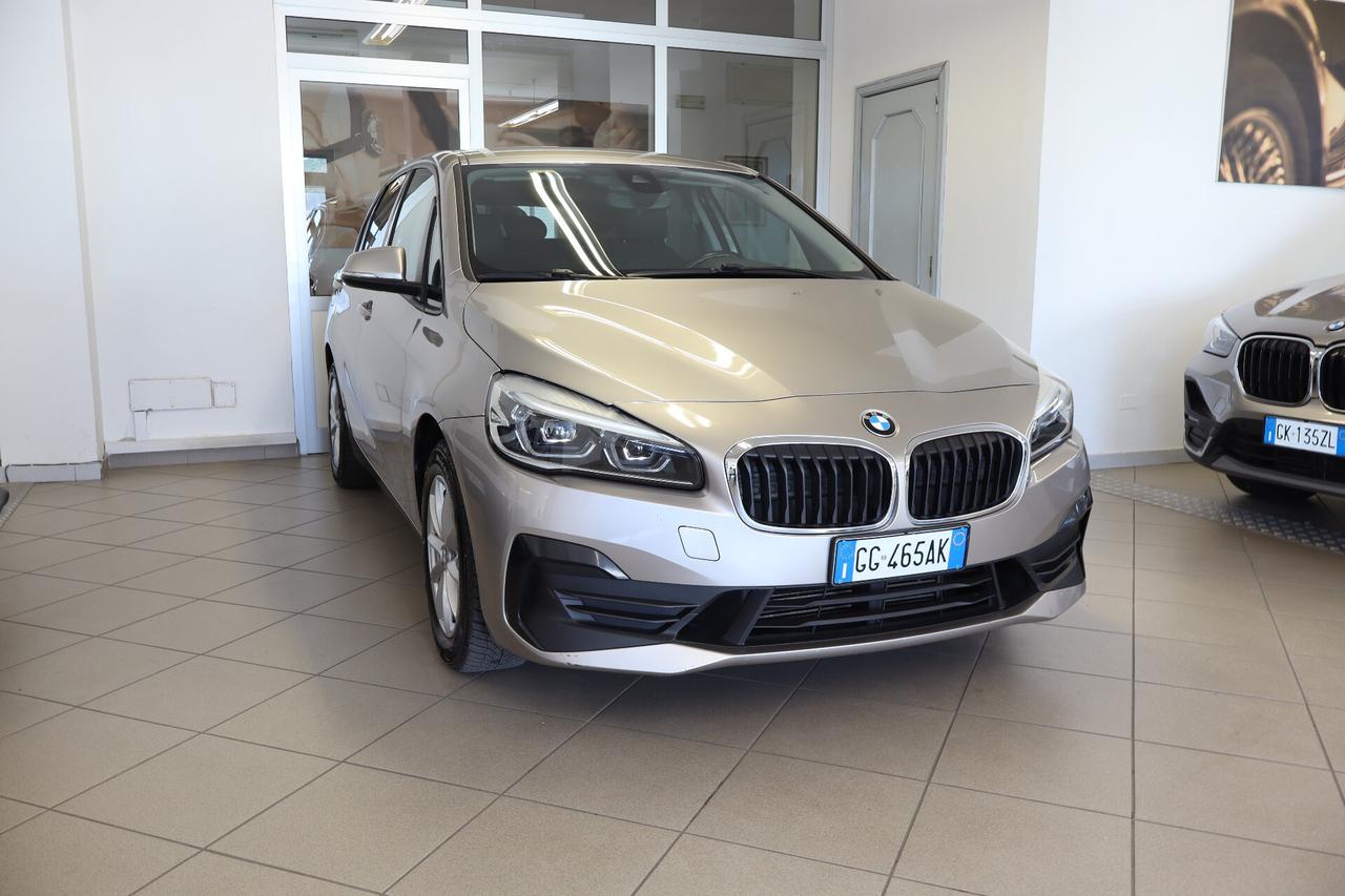 BMW 218 d ACTIVE TOURER ADVANTAGE - 218d