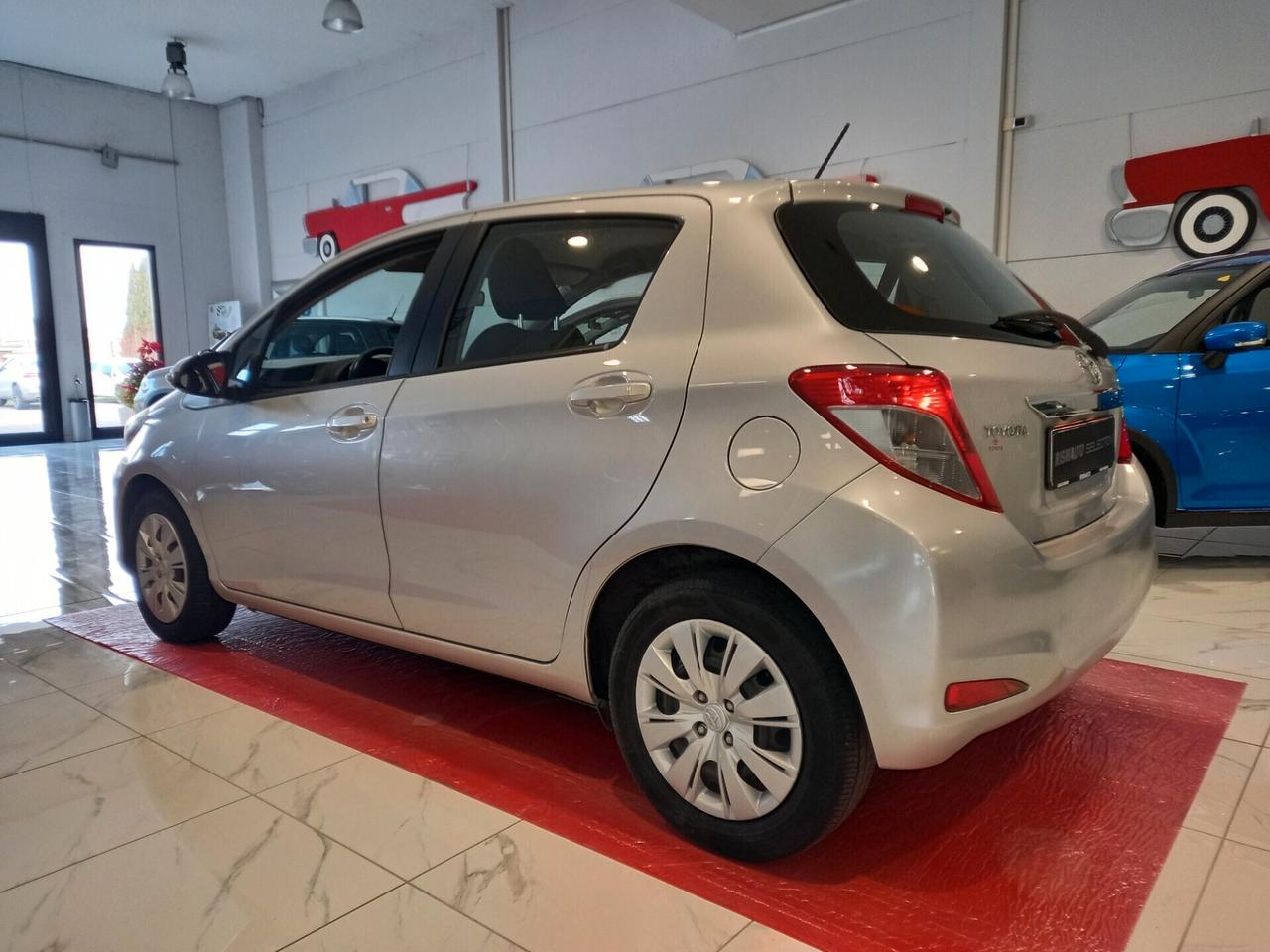 Toyota Yaris 1.0 5 porte Lounge
