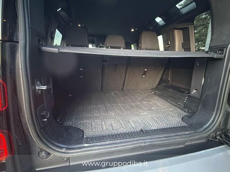 Land Rover Defender VII 2020 110 Diesel 110 3.0d i6 mhev SE awd 200cv auto