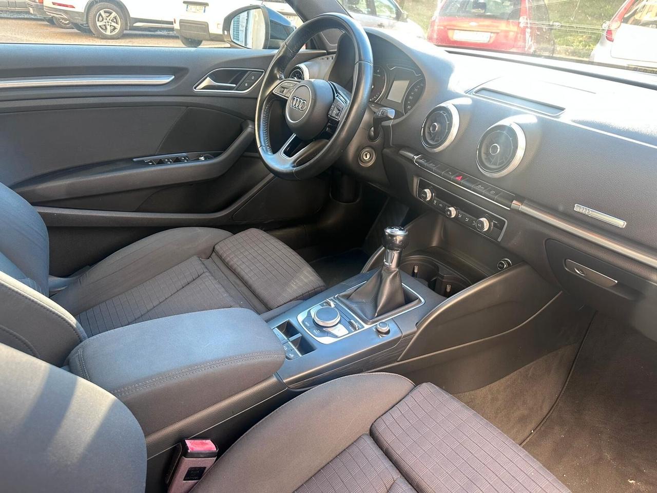 Audi A3 Cabrio 1.6 TDI 116 CV