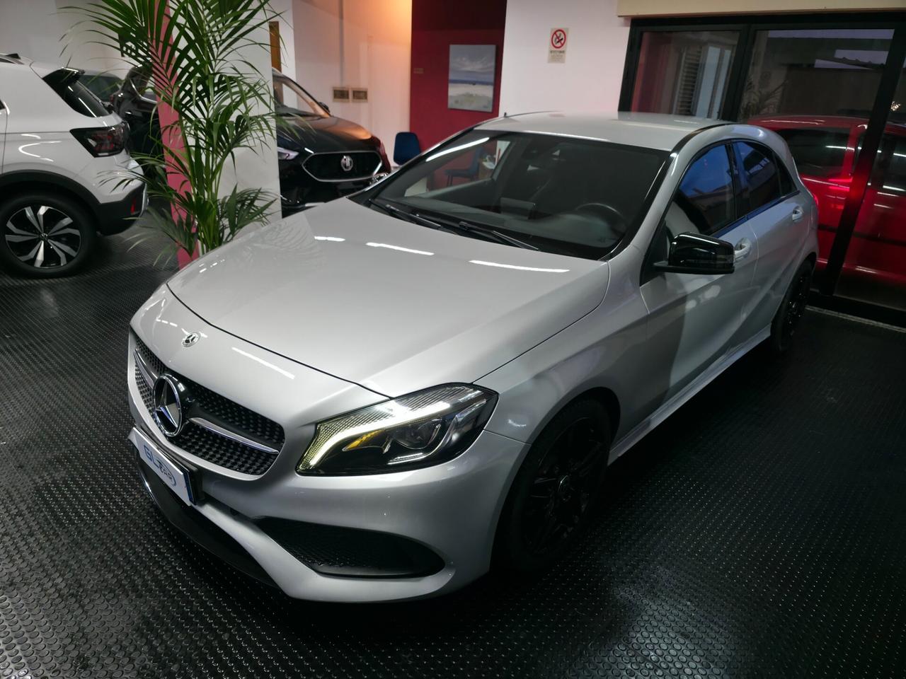 Mercedes-Benz Classe A 180d Automatic Premium 2016 UNICOPRIETARIO