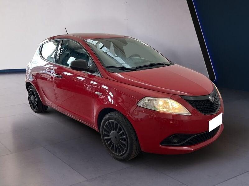 Lancia Ypsilon III 2015 1.0 firefly hybrid Silver s&s 70cv