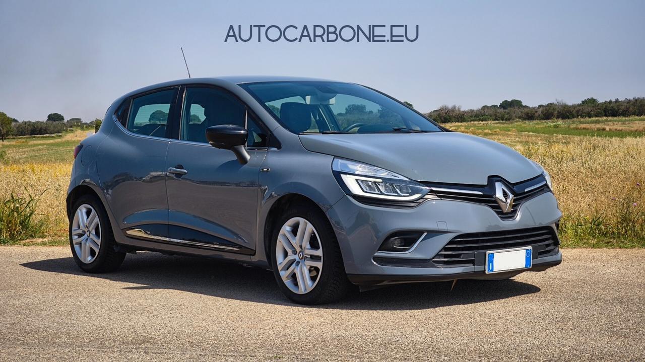 RENAULT CLIO MOSCHINO 1.5dCI 75cv Neopatentati