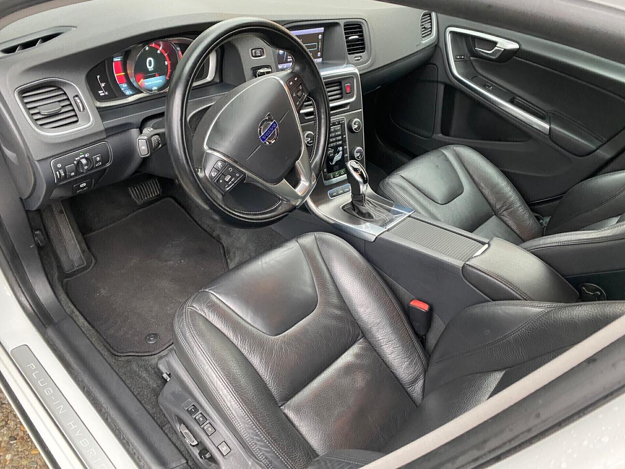 Volvo V60 D6 AWD Geartronic Plug-In -Gancio -Unico Proprietario