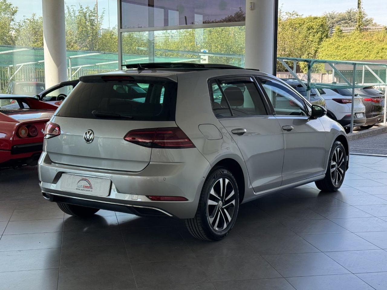 Volkswagen Golf 5 Porte 1.6 TDI 115cv Sport Tetto Apribile IQ.DRIVE