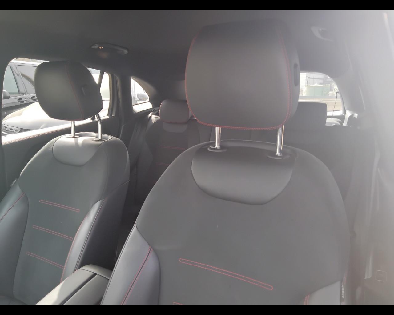 Mercedes-Benz GLA-H247 2020 - GLA 180 d Premium auto