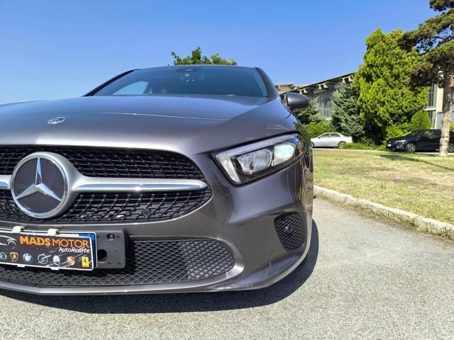 MERCEDES-BENZ A 180 d Sport