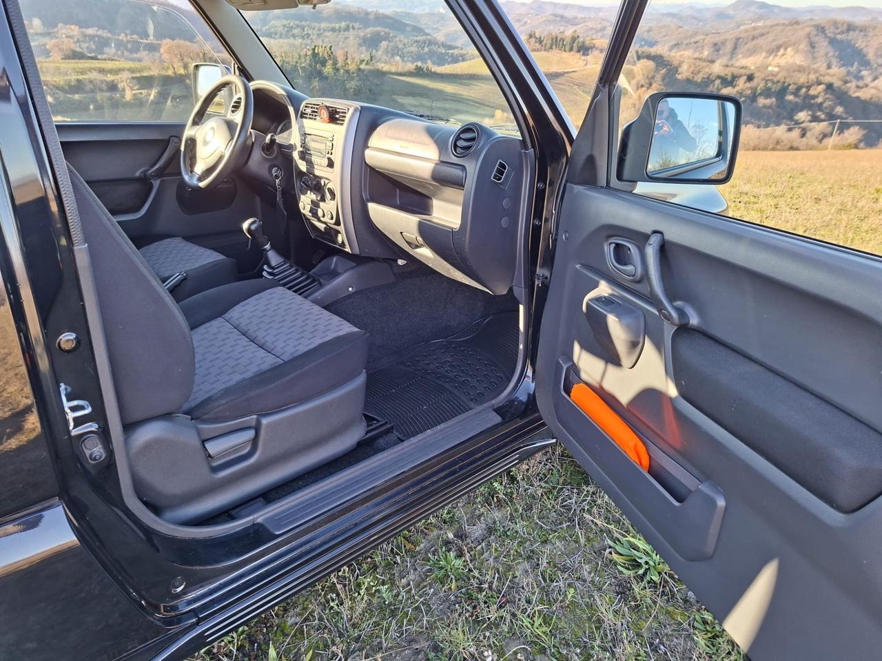 Suzuki Jimny 1.3i 16V cat 4WD Special NEOPAT. Gancio traino bellissima